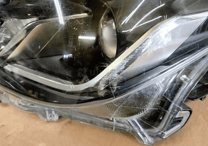 Lampa lewa reflektor lewy toyota corolla E21 sedan led 19- 2