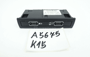 GNIAZDO USB HUB MERCEDES W156 W176 W117 1
