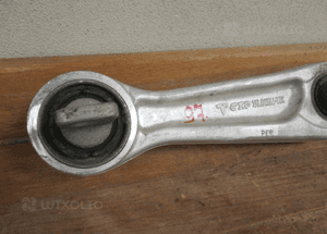 WAHACZ LEWY PRZEDNI PRZÓD TESLA MODEL 3 2017- 2