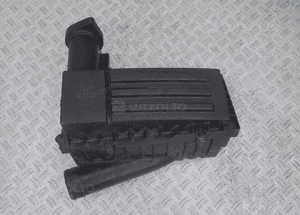 Obudowa filtra vw golf passat touran 3C0129607AF 1