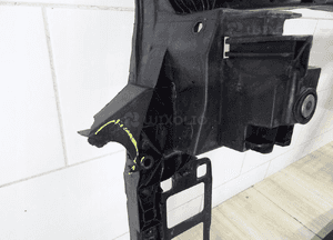 Audi Q7 Q8 pas przedni wzmocnienie 4M0805594A 14