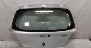 / KLAPA BAGAŻNIKA TYŁ TYLNA TOYOTA YARIS 1 I 199 SREBRNA 1