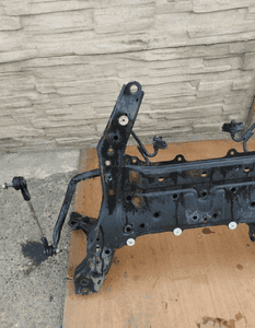 Bmw F45 F48 wózek sanki przód 6852036 6