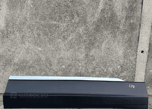 Listwa drzwi przod prawa vw tiguan ii 2 5NA chrom 1
