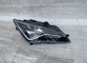 Seat leon 3 lift 5F1 full led lampa 16-20 prawy 1