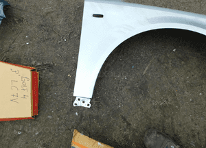 audi A4 B6 błotnik prawy nowy kolor LY7W WYSYŁKA 3