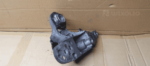Łapa mocowanie wspornik silnika lewy Skoda Superb I 1.9 TDI 8E0199351 3