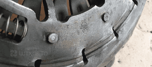 Sprzęgło tarcza docisk LUK BMW 1 E81 E87 2.0D 7615629 7603849 6