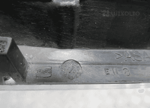 Gril grill atrapa seat ibiza iv 4 6J0 2008-2012 15