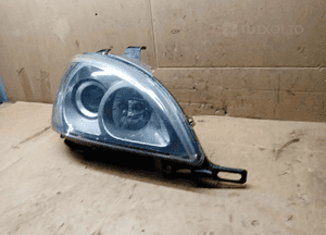 Lampa prawy przód przednia prawa Mercedes ML W163 2