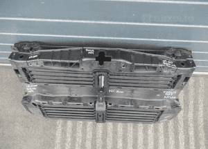 Pas przedni przód wzmocnienie czołowe roleta żaluzja ford focus MK4 iv JX6B-A16E146-B1K  JX6B-A16E146-B1J 4