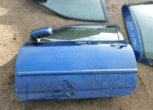 corolla E12 3D drzwi kolor 8P4 nr 30052 WYSYKA