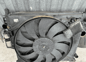 MERCEDES ML 163 /  270 cdi   chłodnica wody klimatyzacji intercooler wentylator 9