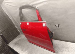 Drzwi przód przednie prawe do opel astra j 4 iv 5D 5 drzwi hb Z50B czerwone 5