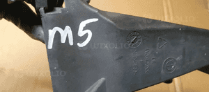 Ślizg mocowanie wspornik lewy atrapy żaluzji BMW M5 G30 F90 1126420 5