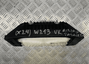 Mercedes W213 poduszka powietrzna airbag pasażera A2138600202 3