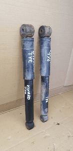 Amortyzator prawy lewy tył tylny Opel Vivaro B Trafic III 4