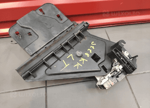 Jeep cherokee liberty kk 07-12r zamek drzwi lewy tył oryginał sprawny 6