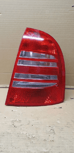 Lampa prawy tył tylna prawa Skoda Superb I 5