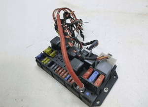 RANGE VOGUE L322 SKRZYNKA BEZPIECZNIKÓW YQE500370 3