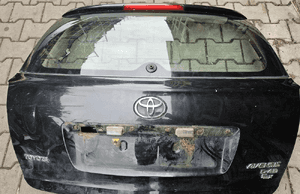 Toyota Avensis T25 Kombi klapa tył tylna szyba 1