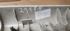Osłona poszycie słupka prawy przód Mercedes W211 A2116900425 5