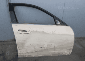 MERCEDES E 212 prawy przód zamek szyba listwa