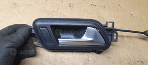 Klamka wewnętrzna prawy tył tylna prawa VW Amarok 2H0837114D 2H0837114C 4