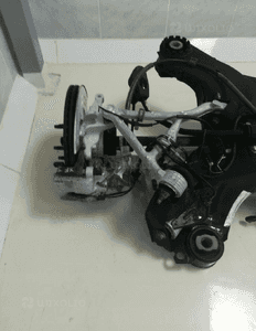 JAGUAR XF X250 3.0 D ZAWIESZENIE TYŁ LEWA PRAWA STRONA ZWROTNICA PÓŁOŚ PIASTA WAHACZ WAHACZE TARCZA ZACISK 6