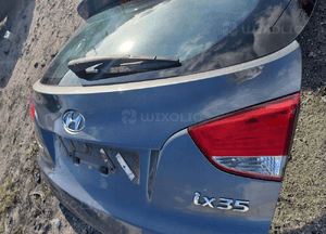 Hyundai IX35 klapa bagażnika tył tylna 10- kompletna 7