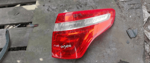 .  TYL TYLNA LAMPA PRAWA CITROEN C4 PICASSO 1