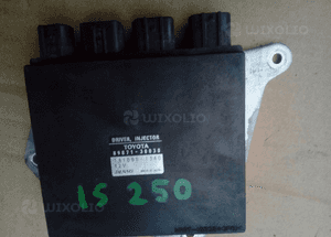 Lexus IS250 IS 250 2.5 V6 sterownik wtryskiwaczy