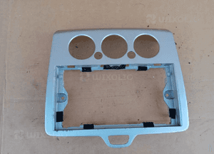 Ramka radia nawiewu konsoli dekor Ford Focus MK2 4M51-18522-AQW 1