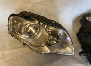 Vw passat B6 lampa prawa i lewa hella 2