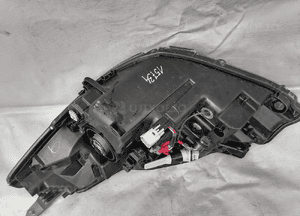 Lampa prawa prawy przód Toyota Yaris 3 III 9