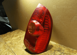Lampa tył tylna prawa mitsubishi space star lift oryginał 2