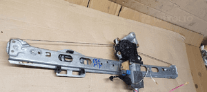Mechanizm podnośnik szyby prawy tył Mercedes ML W163 9137041093 3