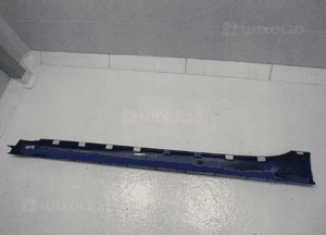 Bmw M1 F40 m pakiet listwa nakładka progowa prawa 4