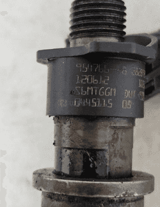 0pel vivaro 2.0 DCI WTRYSKIWACZ 954766-H8 0445115084 5