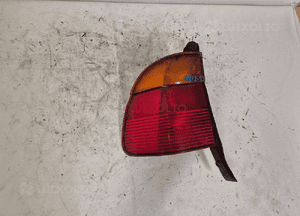 Lampa tylna lewa tył lewo bmw 5 E39 kombi 3