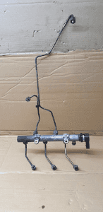 Listwa wtryskowa rurki czujnik Audi A6 C6 2.7 TDI 057130764C 059130090A 4