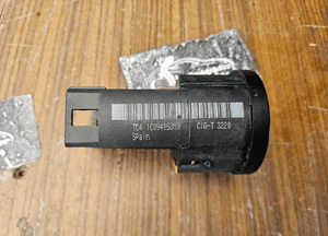 Włacznik 1C0941531A Przełacznik Światel VW Golf IV 4 Lupo Polo Passat B5 Seat Skoda Audi 7