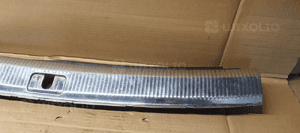 Osłona nakładka progu bagażnika Audi A6 C6 Kombi 4F9864483B 3