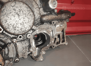 Audi Q7 4L 3.0TDI cjg cjga osłona obudowa dekiel rozrządu króciec oryginał 4