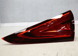Mercedes cls W257 lampa prawa tylna tył w klape 3
