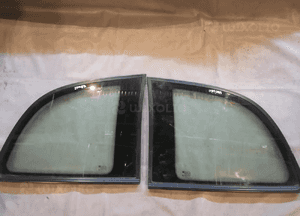 Szyba boczna karoseryjna prawa lewa Opel Zafira A 1