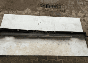 Próg listwa progowa lewa mercedes c W204 sedan kombi A2046981354 amg 4