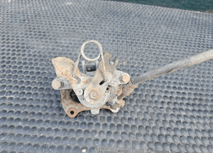 Zacisk Zaciski Jażmo Tyl Tylne Hamulcowy Hamulcowe AUDI A4 B6 B7 245 255mm 9