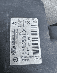 Mercedes VITO VIANO 639 lift lampa prawa H7 2