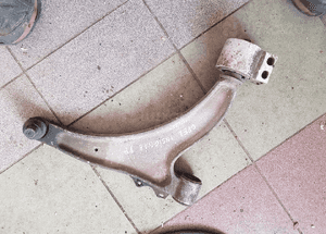 wahacz prawy przód insignia a